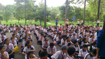Giáo dục học sinh truyền thống yêu nước cách mạng