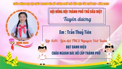 Học sinh Trần Thủy Tiên
