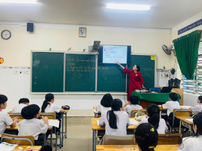 Giáo viên thực hiện tiết thao giảng