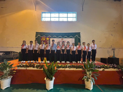 Học sinh tham gia môn Cờ vua