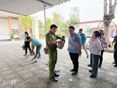 Trường THCS Nguyễn Viết Xuân tham gia tập huấn công tác phòng cháy và chữa cháy