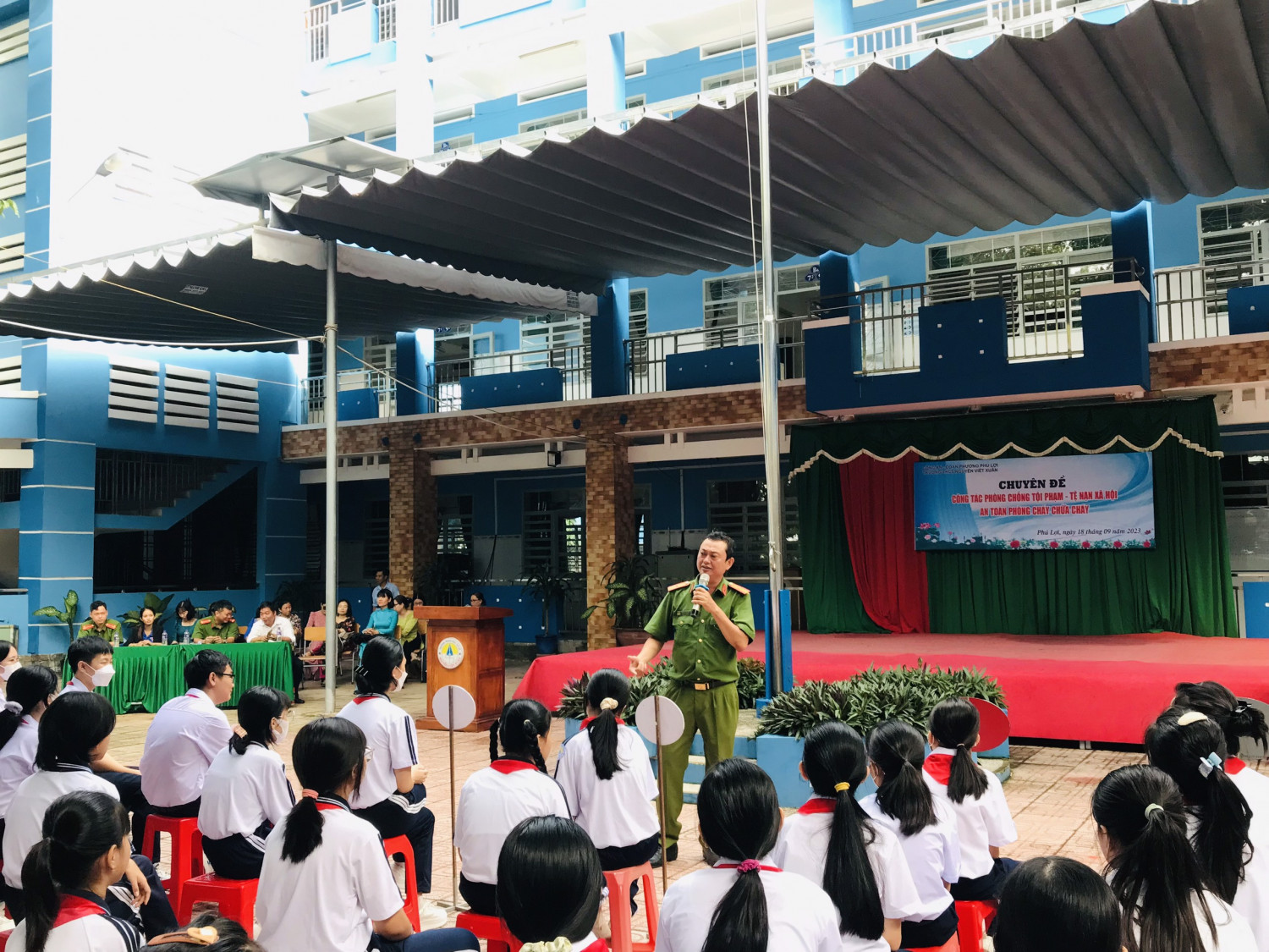 Chuyên đề "An toàn giao thông - Phòng chống bạo lực học đường "