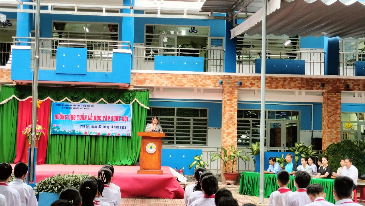 Hưởng ứng tuần lễ "Học tập suốt đời"