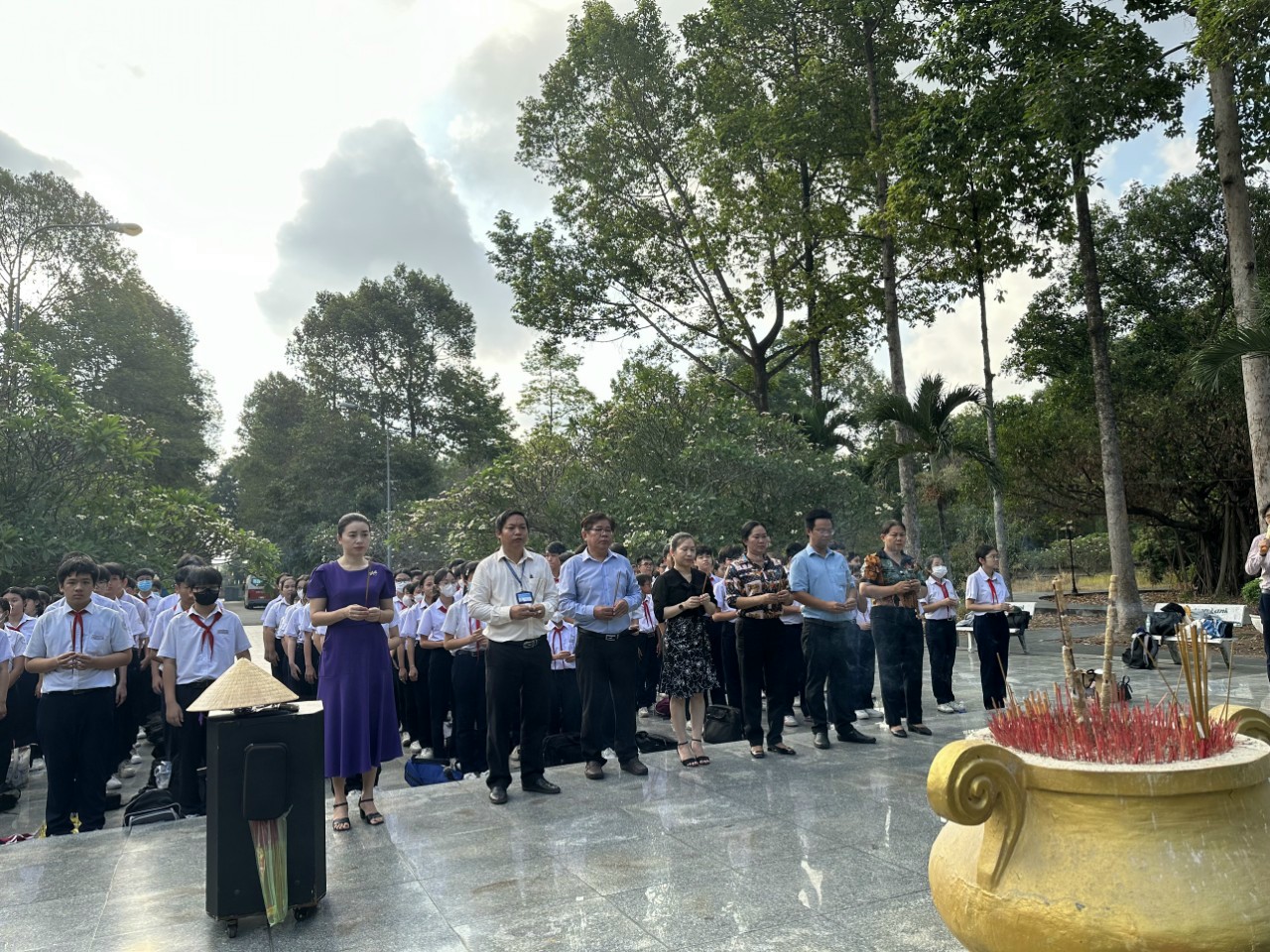 Tiêt học giáo dục địa phương khối 8