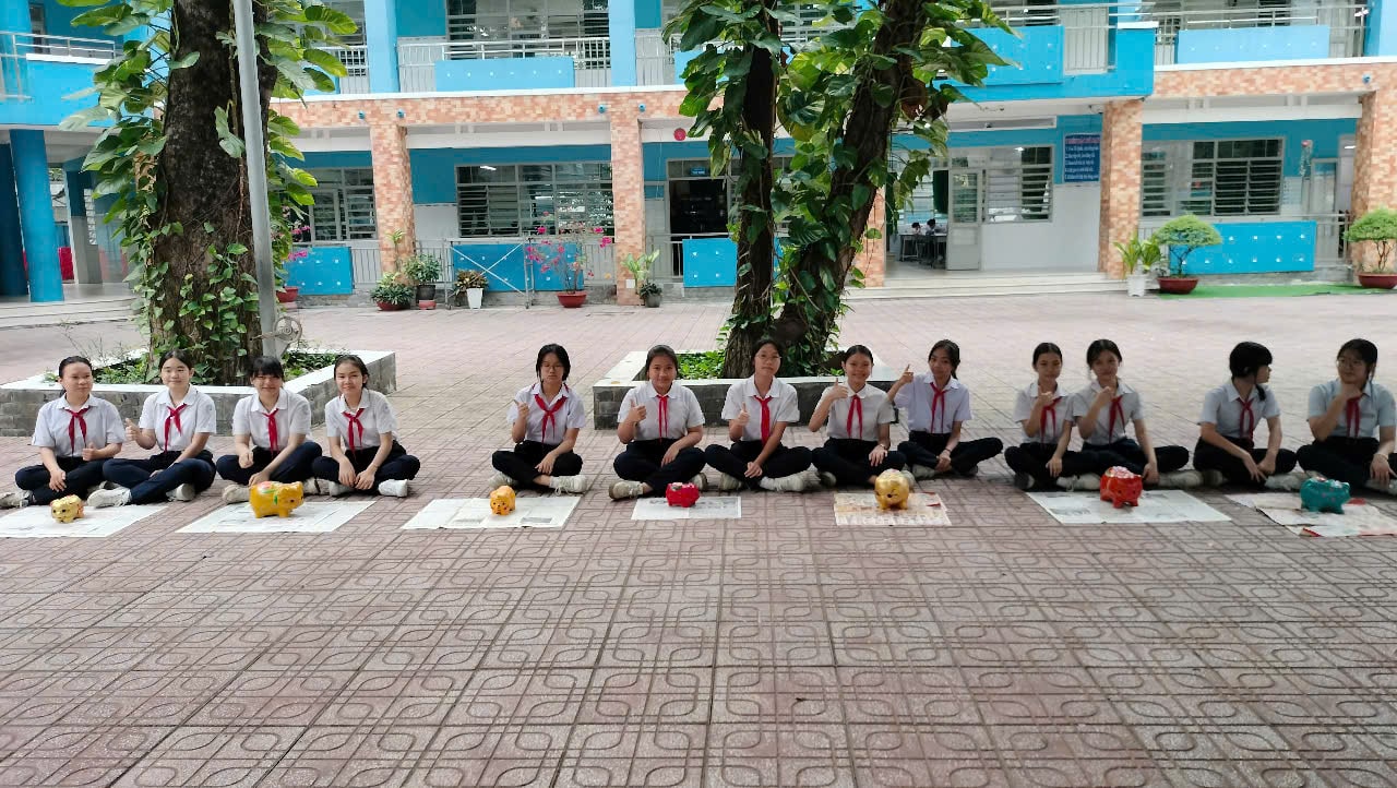 HEO TRAI min