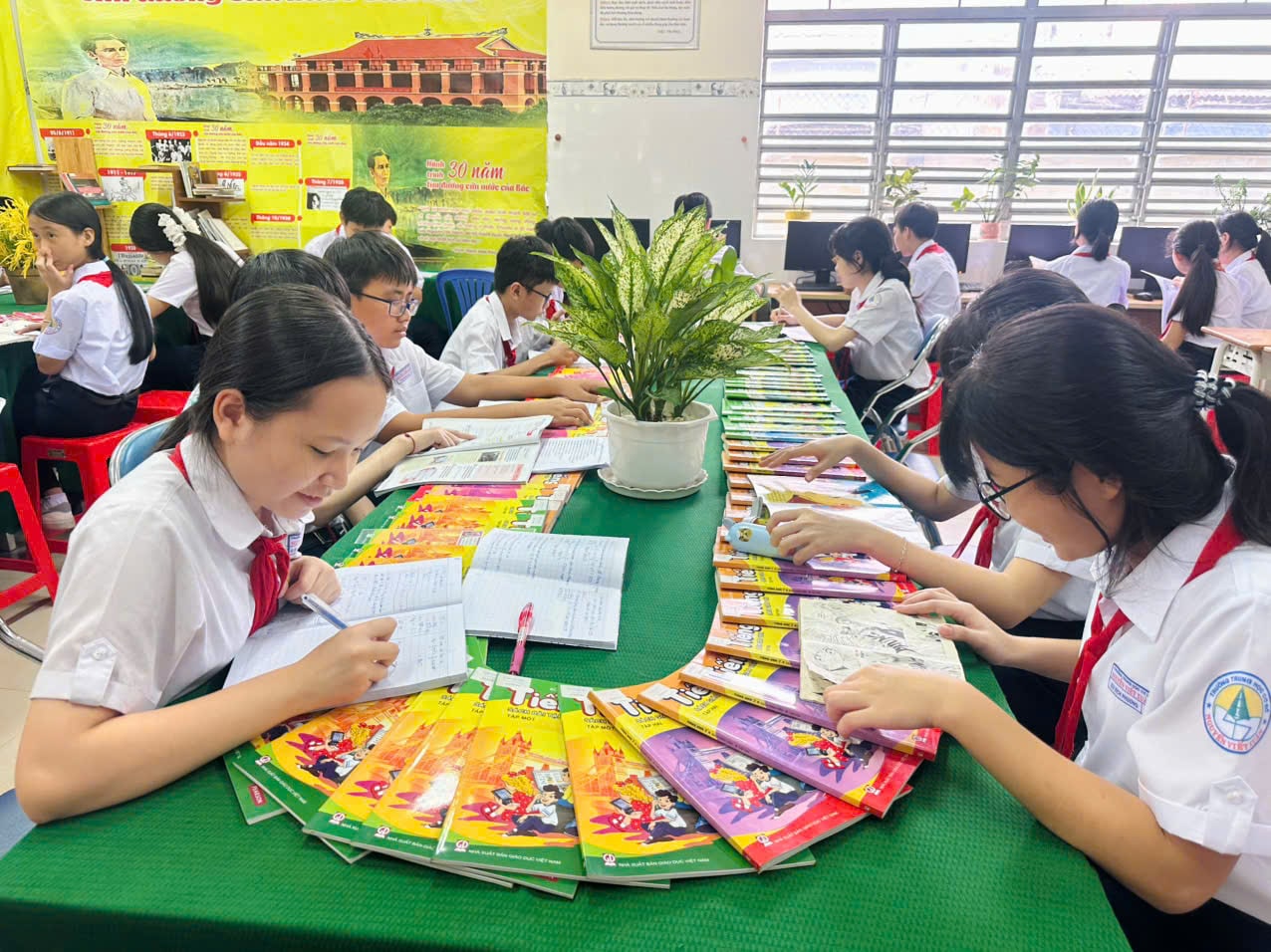Một số hình ảnh về Tuần lễ Hưởng ứng học tập suốt đời và chuyển đổi số (10/10)