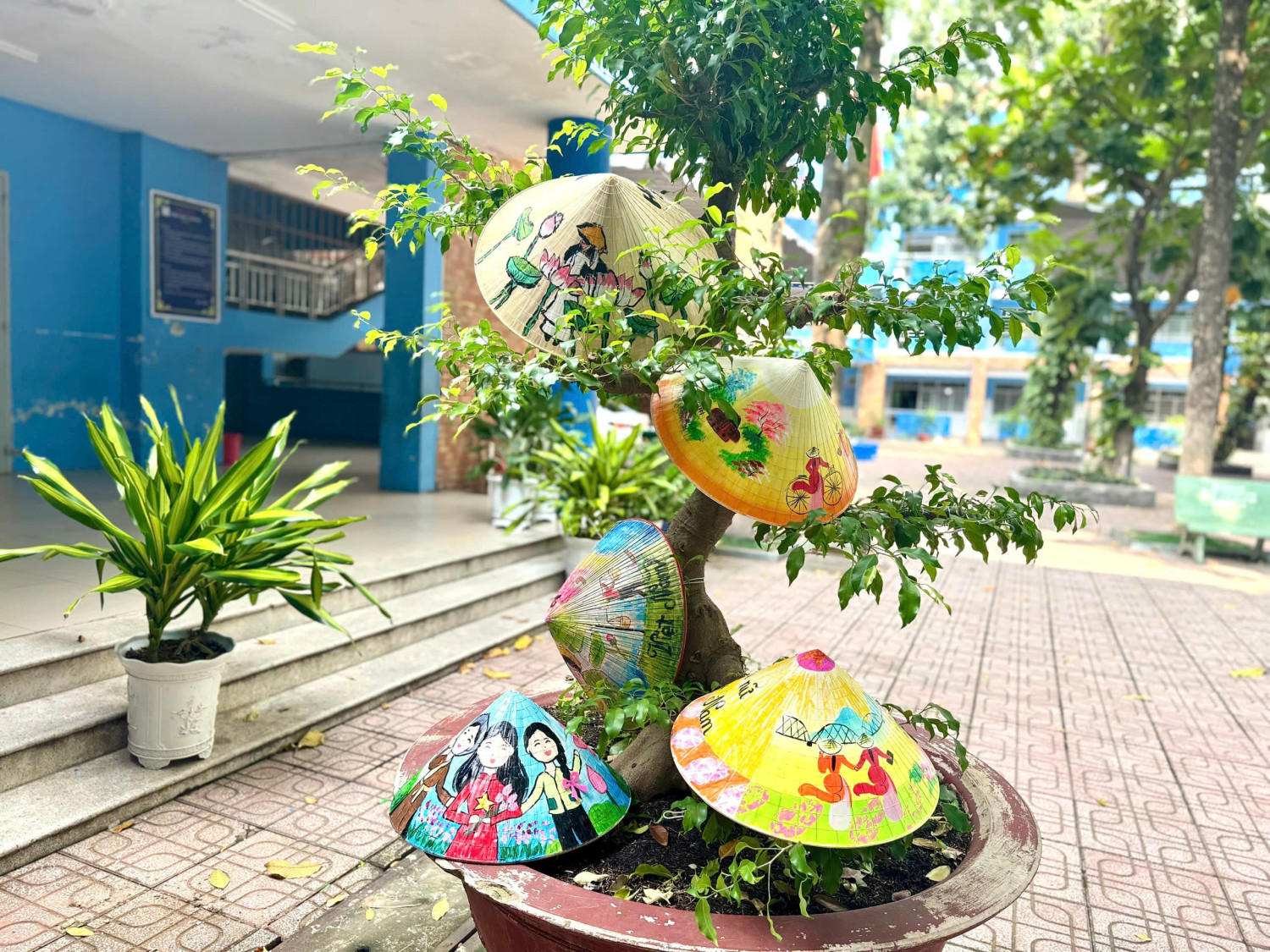 Trường THCS Nguyễn Viết Xuân tổ chức các hoạt động chào mừng ngày Phụ Nữ Việt Nam (20/10)
