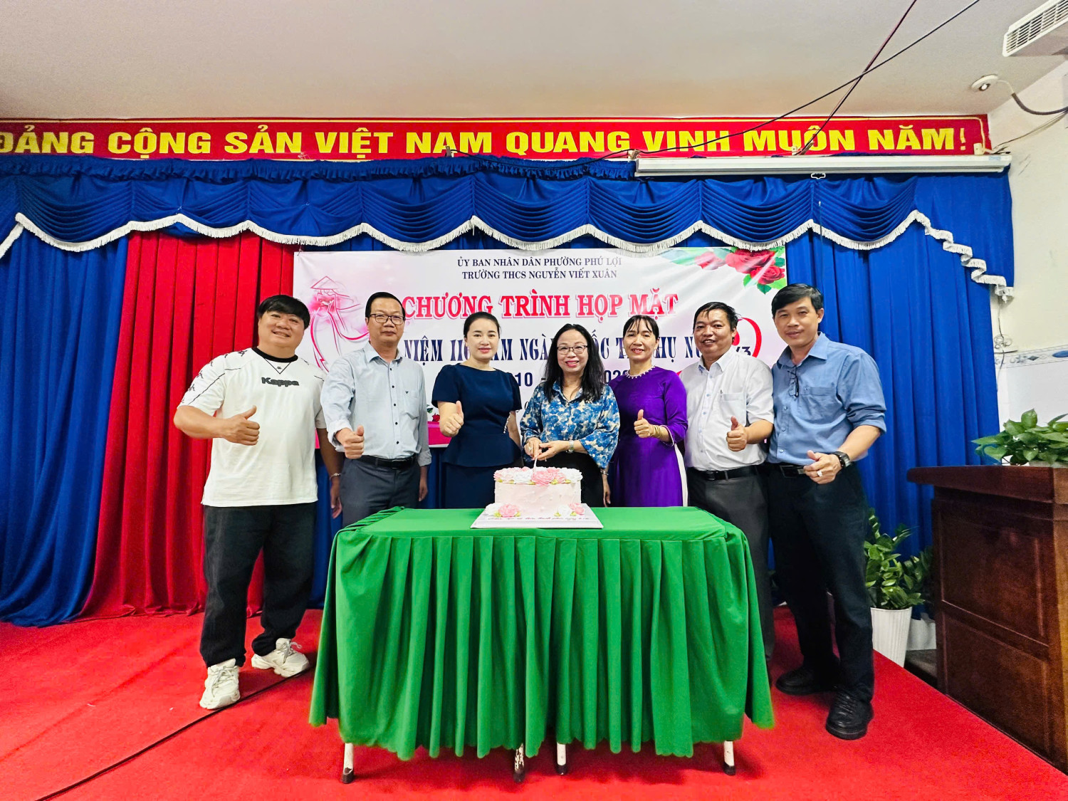 Ban đại diện Cha mẹ học sinh trường chúc mừng