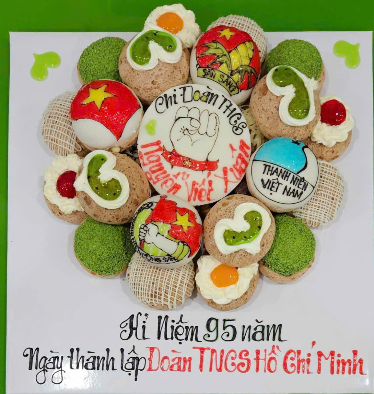 Chi đoàn tổ chức sinh nhật