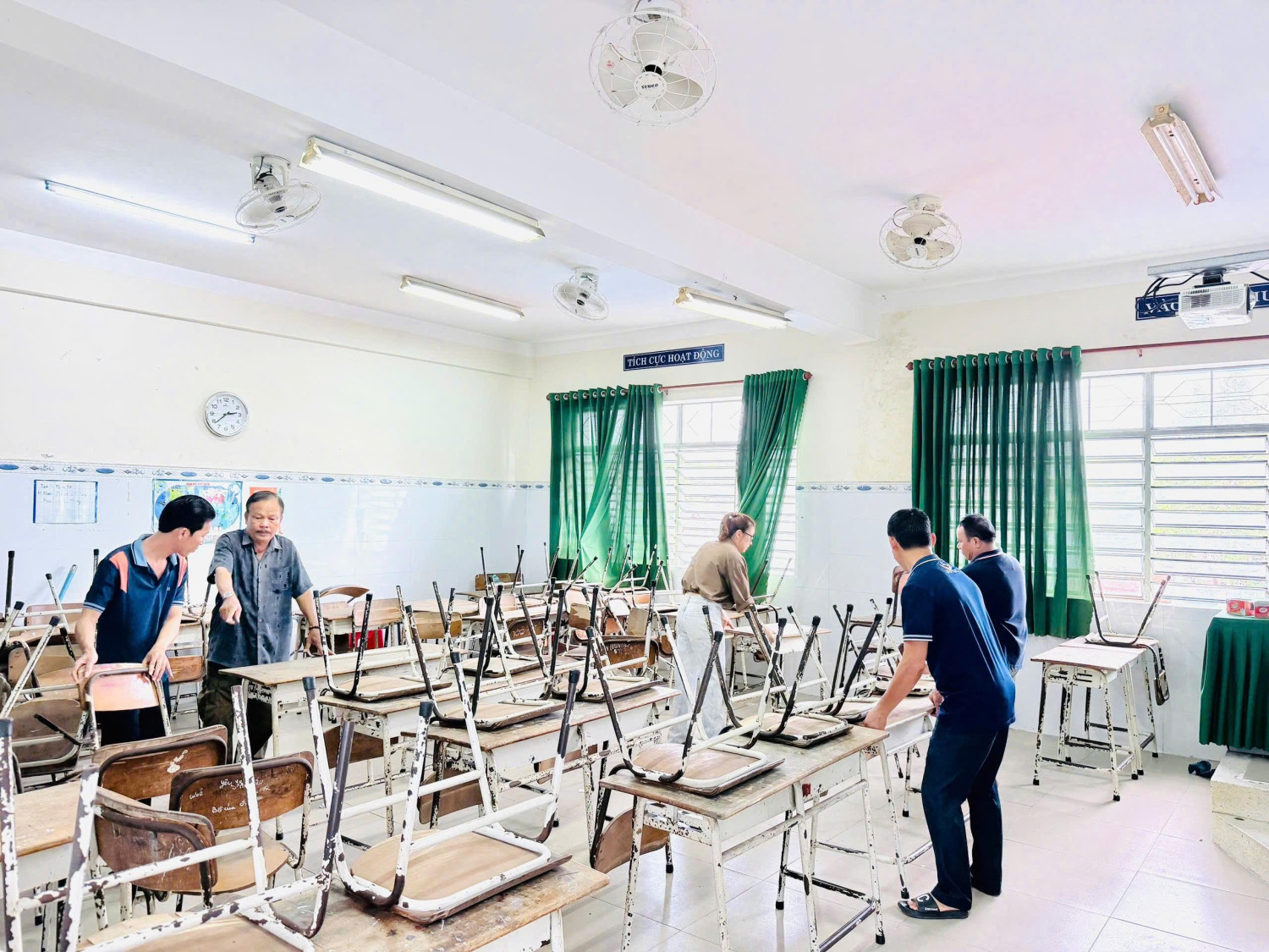TRƯỜNG THCS NGUYỄN VIẾT XUÂN CHUẨN BỊ CƠ SỞ VẬT CHẤT, SẴN SÀNG CHÀO ĐÓN NĂM HỌC MỚI 2026 – 2027.